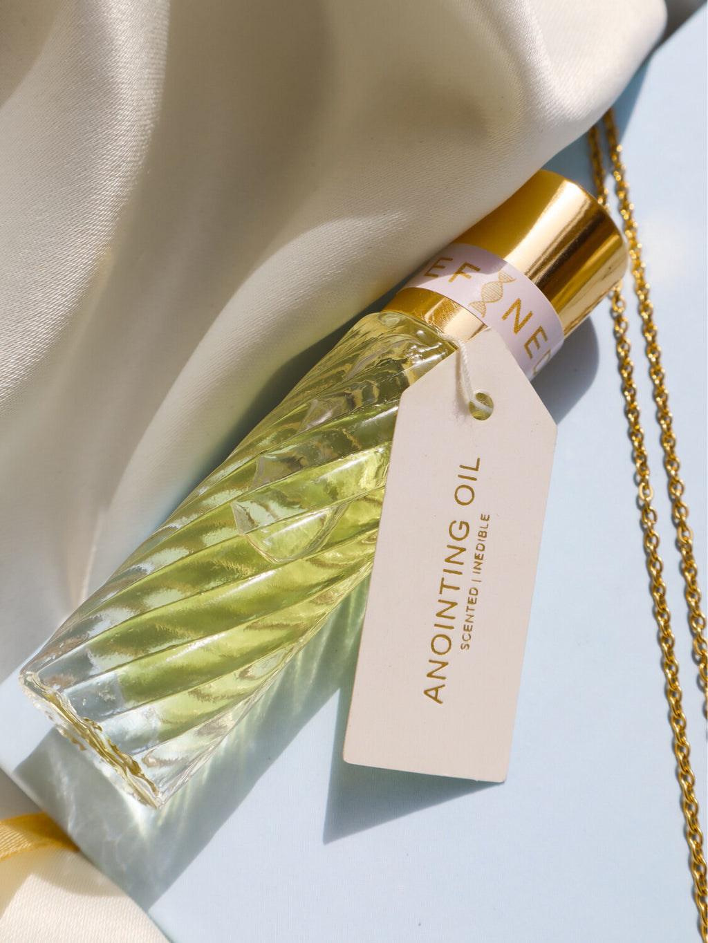 THE PERFECT GIFT BOX