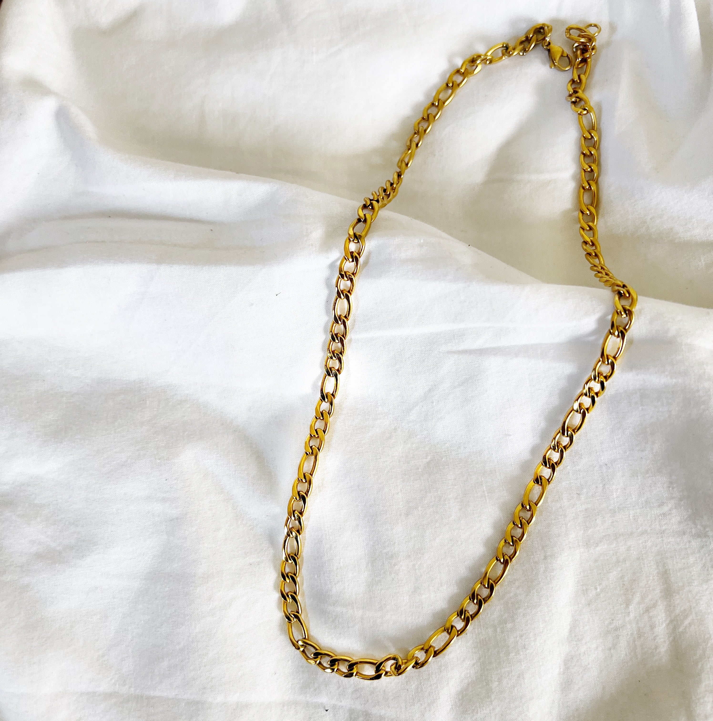 THE PERFECT GIFT BOX