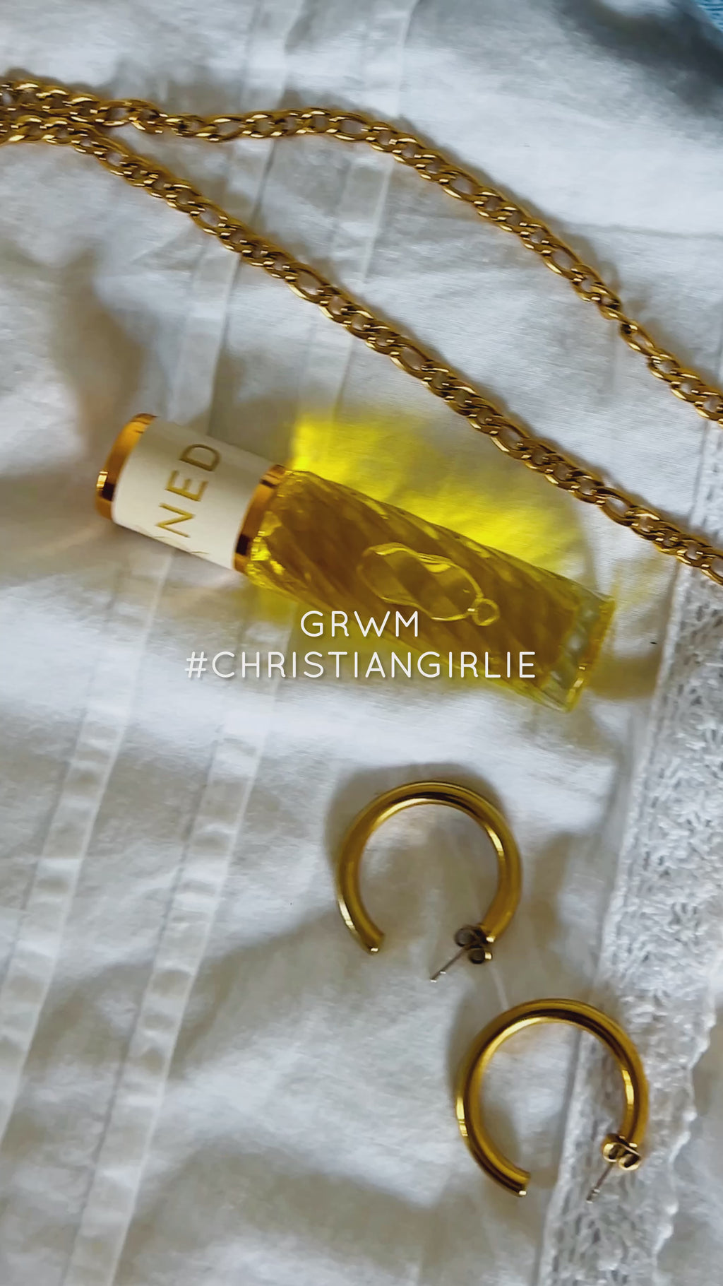 THE PERFECT GIFT BOX